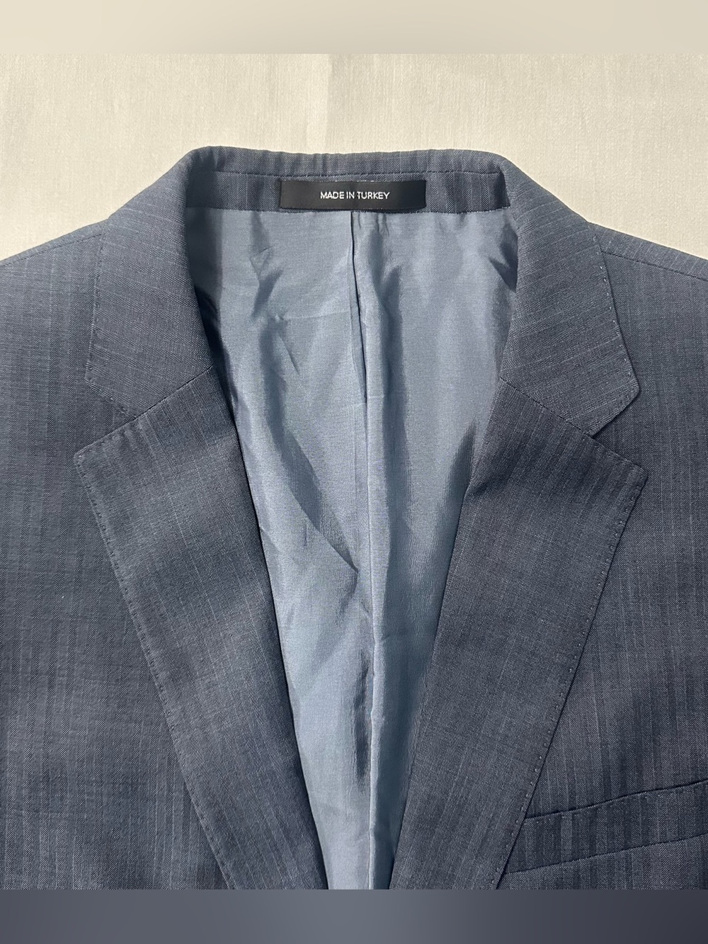 BOSS Hugo Boss Blazer Mens 42L Blue Herringbone 100% Virgin Wool Suit Jacket